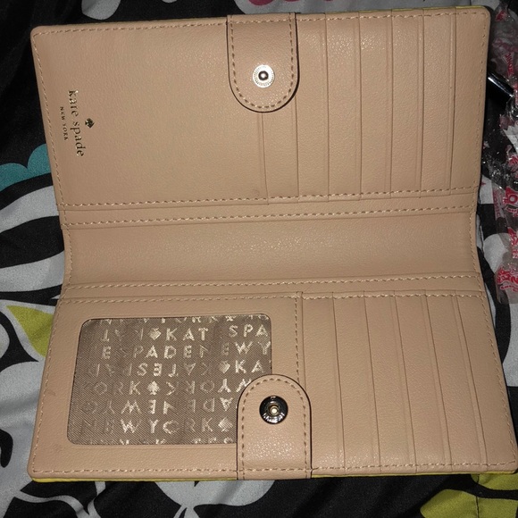 Kate Spade Wallet - Picture 7 of 7